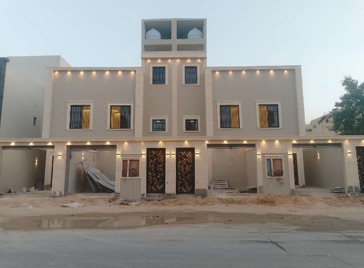 الواجهات والديكورات الخارجية والعشب الصناعي